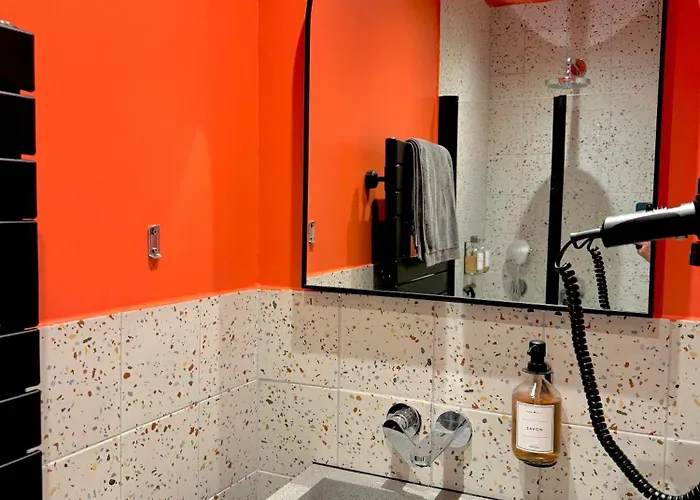 Lejlighed Sur Les Traces De Cyrano